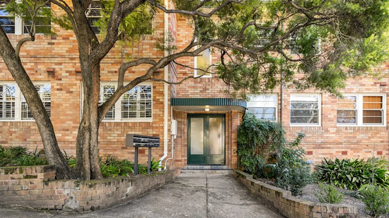 The Sydney suburbs where home owners are selling at a loss
