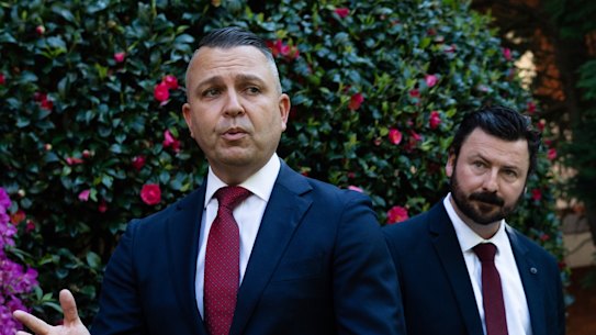 The auction for 5/10 Hazelbank Road Wollstonecraft. 