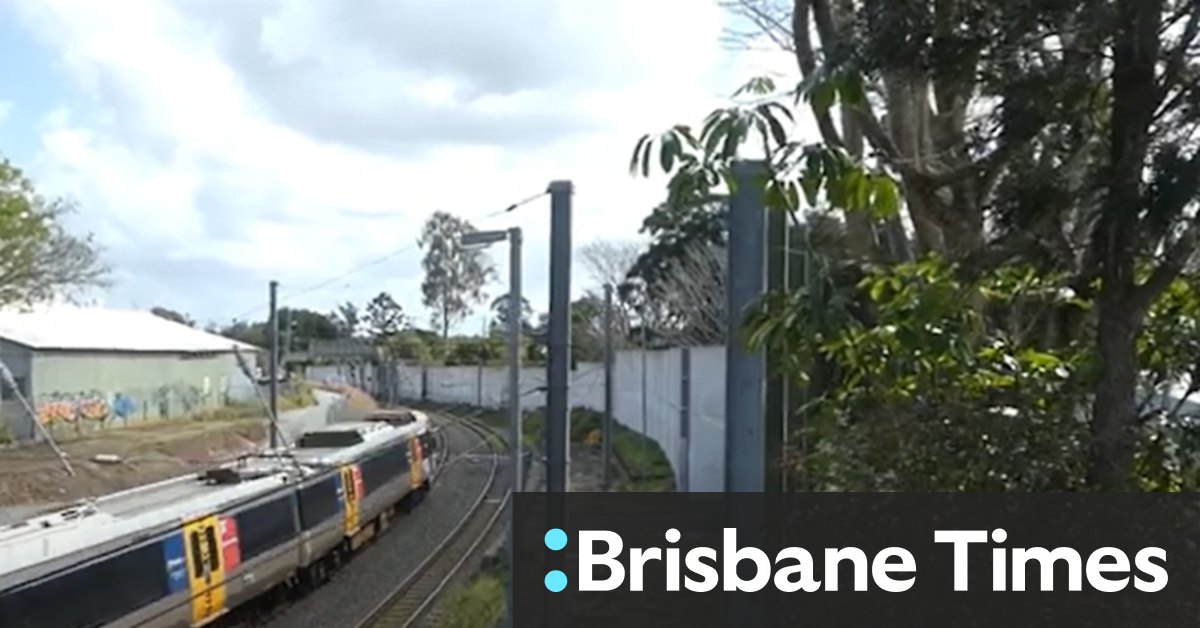 MP, advocates call for 'Tennyson line' to reopen instead of new bridge - Vimarsana News