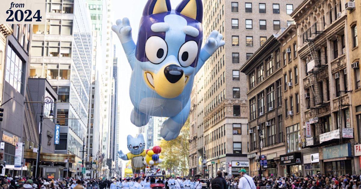 M.A.S.H, Seinfeld ... Bluey? Why a show set in Brisbane is taking over ...