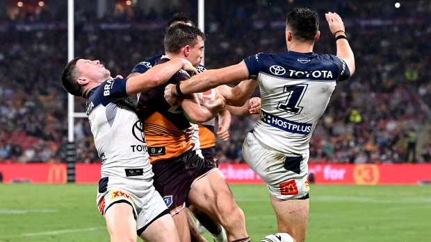 Oates missed two months after breaking his jaw in the match against  the North Queensland Cowboys at Suncorp Stadium last Friday.