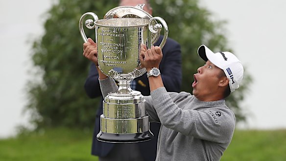 Collin Morikawa was almost flawless in the final two rounds of the PGA Championship ... then promptly dropped the lid of the Wanamaker Trophy.