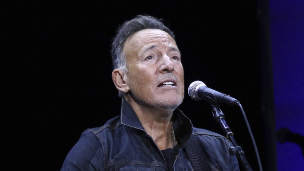 Rock legend Bruce Springsteen has one big condition for fans wishing to attend the reprisal of his one-man Springsteen on Broadway show.