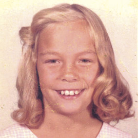 A young Rickie Lee Jones entering fourth grade.