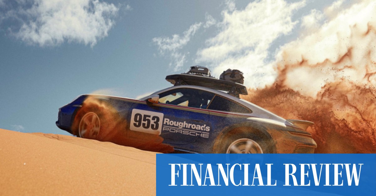 Tony Davis teste la nouvelle Porsche 911 Dakar à plus de 560 000 $ : voici à quoi ça ressemble