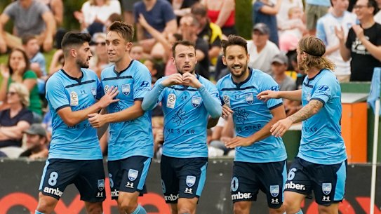 Sydney FC's premiership hunt will be televised on Fox Sports after a deal was struck on Friday.