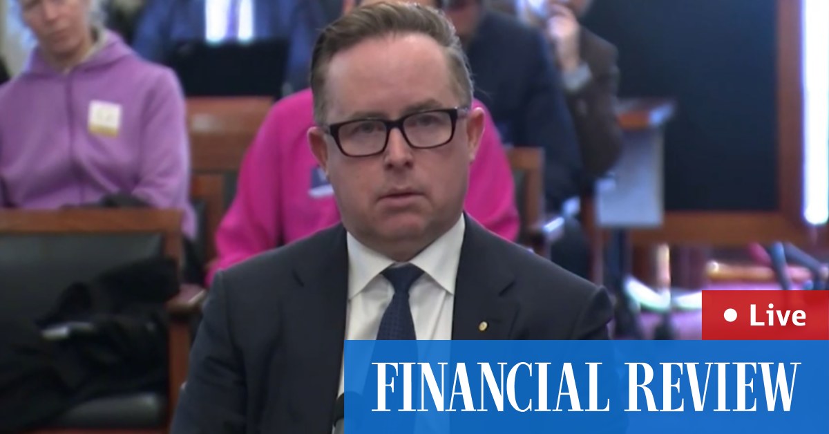 Генеральный директор Qantas Алан Джойс сообщил в ходе расследования Сената, что увеличение количества рейсов Qatar Airways не повлияет на стоимость авиабилетов.