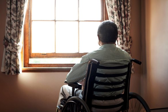 State and federal governments are preparing a plan to allow visitors to aged care homes. 
