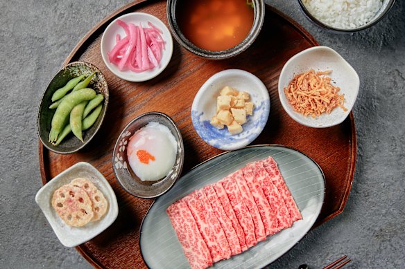 Wagyu short rib teishoku (set meal) served with rice, miso soup and more.