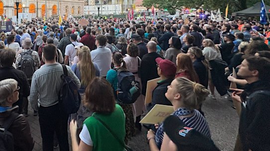 The union said its rally outside parliament on the day of the state budget was unexpectedly large.