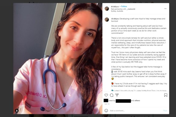 Dalya Karezi wears scrubs in one of her posts on Instagram.