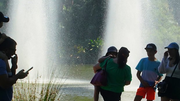 Researchers have found Melbourne’s pollen season is starting earlier and giong for longer, which could mean more days per year when thunderstorm asthma consitions arise.