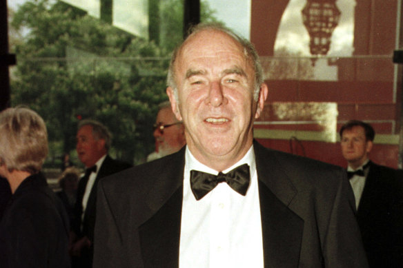 Clive James arrives at the Royal Albert Hall for the BAFTA award ceremony, 1997.