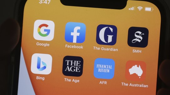 The federal government is seeking new commitments from tech companies to negotiate with media companies on a second round of funding deals.