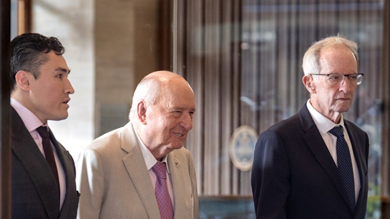 Alan Jones trial hears grooming claims tied to complainant’s messages