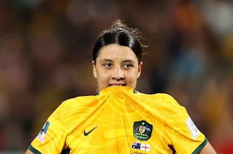 Australian football star Sam Kerr is fighting to have a charge of racially harassing the police officer thrown out of court.