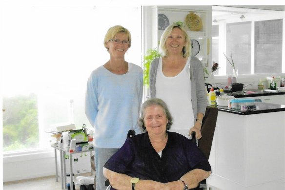 Narelle Onley with daughters Sue and Kris Gray (right).