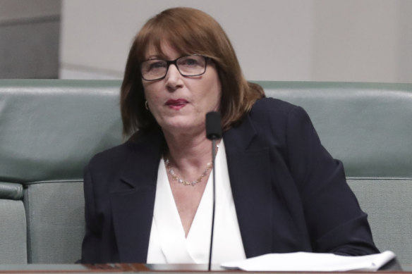 Federal Labor MP Joanne Ryan has called for greater transparency after struggling to find out daily case numbers in her electorate.