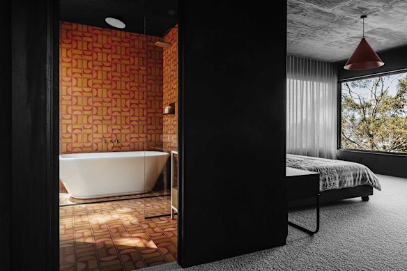 West Hobart luxury Airbnb with award-winning design.