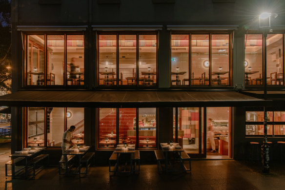 Inaugurato a Surry Hills, Ito izakaya combina cucina giapponese e italiana.