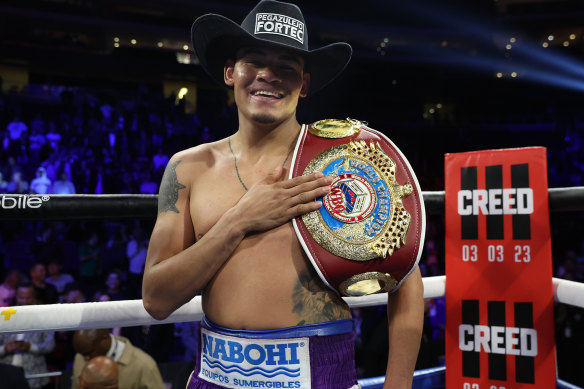 Emanuel Navarrete after being declared the winner.