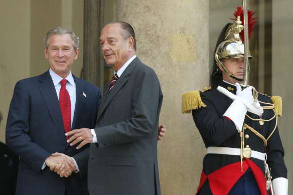 Chirac with the US president George W Bush in 2004.