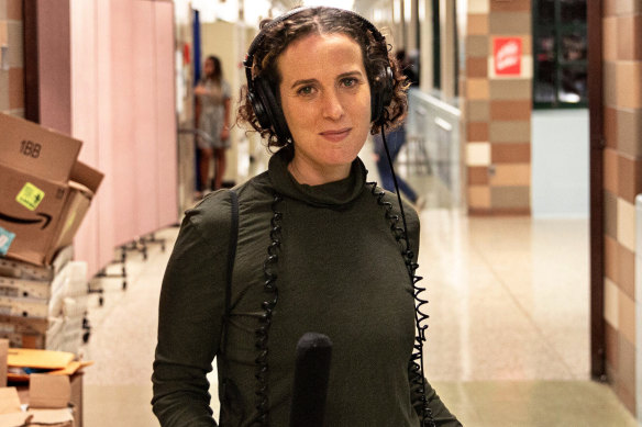 Host Chana Joffe-Walt does an excellent job of grilling people. 