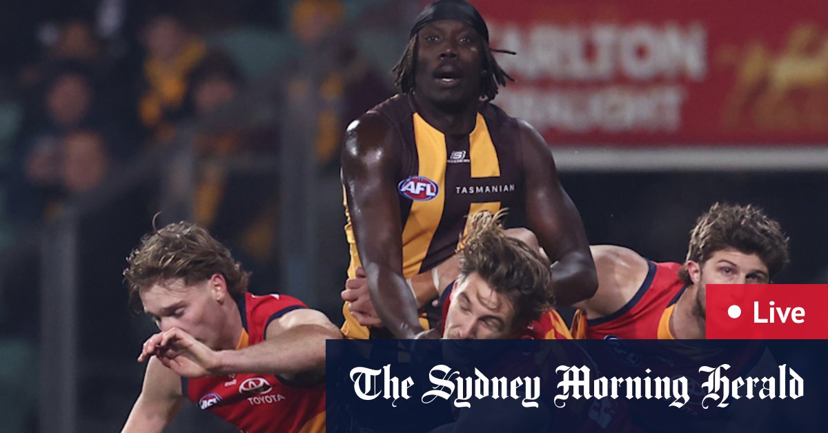 Adelaide Crows vs Hawthorn Hawks LIVE: Crows, Hawks battle for vital win at Adelaide Oval