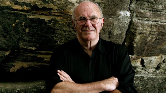 Clive James.