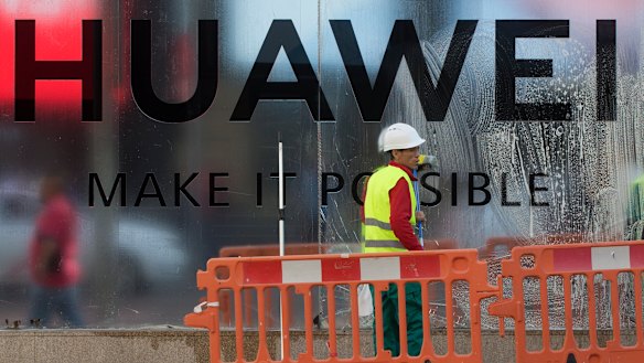 British security services have recommended banning Huawei from the UK 5G network. 