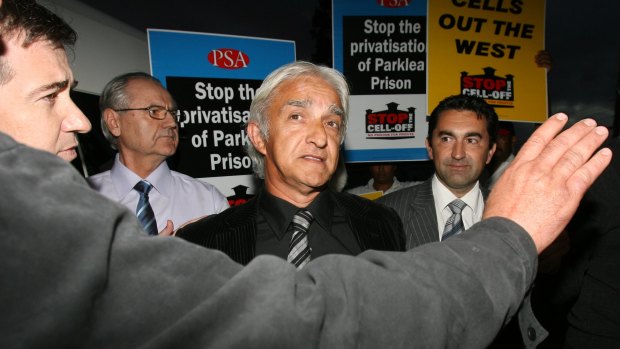 Dragan Vasiljkovic speaks to the media after his release from Parklea Prison in 2009.