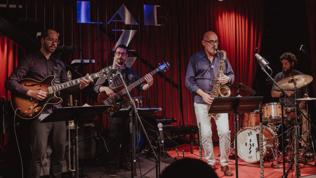 Meretrio at The Jazzlab with (left to right) Emiliano Sampaio, Gustavo Boni, Heinrich Von Kalnein and Luis Oliveira.