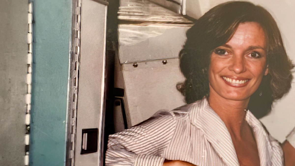 nine.com.au - CNN Staff - Airline industry's longest-serving flight attendant prepares to retire