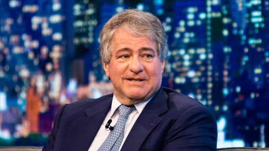 Leon Black will step down from Apollo Global Management immediately.