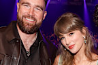 Travis and Taylor were surrounded by 1000 of their nearest and dearest as they tied the knot.