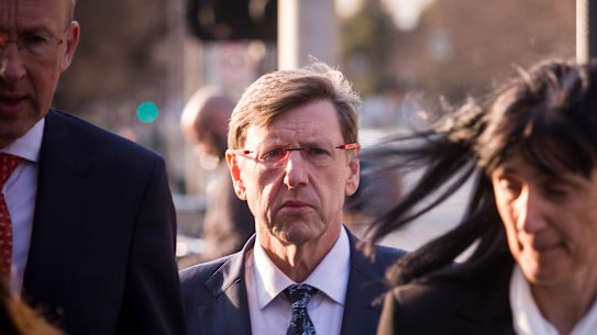 'Incentive day - let's rip it up!': insurance callers urged to flog hard