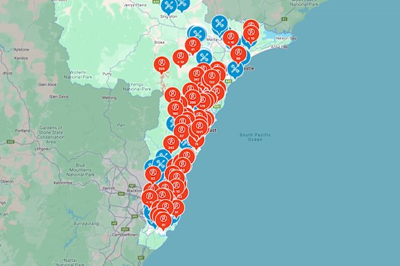Ausgrid network power outages on Wednesday morning.