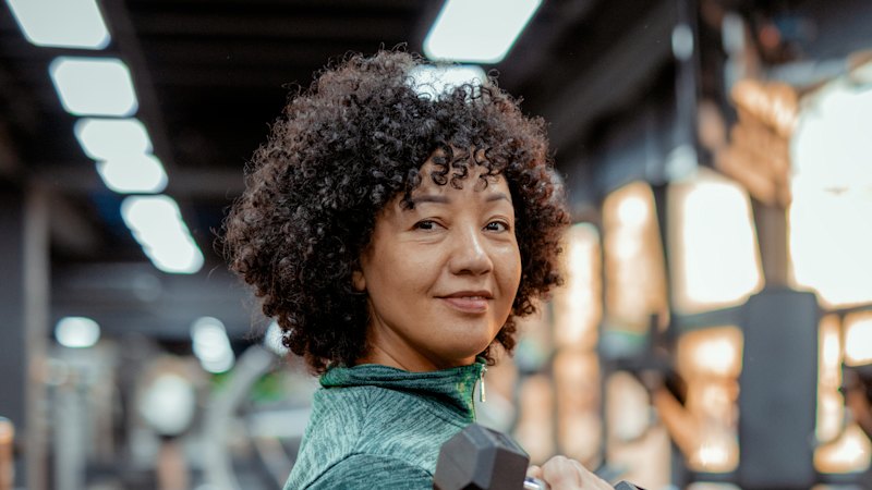 Weightlifting can help your heart. Here’s how to maximise the benefits
