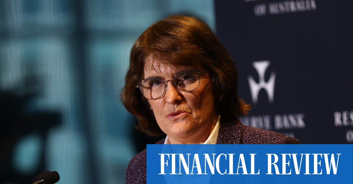 A surge in jobs growth in December cut the unemployment rate to 4.1 per cent and sharpened concerns that the tight labour market is a sign of too much heat in the economy.