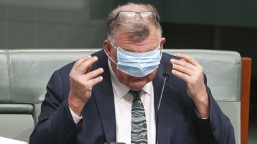 United Australia Party MP Craig Kelly has distributed misleading information on COVID-19 vaccines, the TGA says.