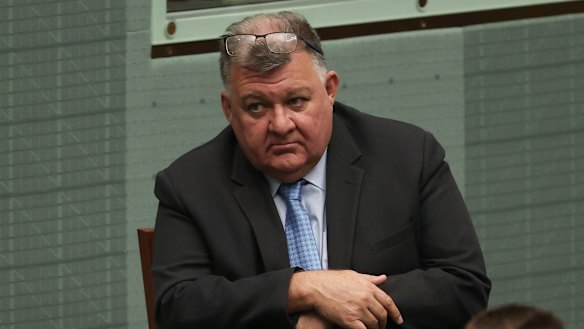 Liberal MP Craig Kelly has resigned from the party to move to the crossbench.
