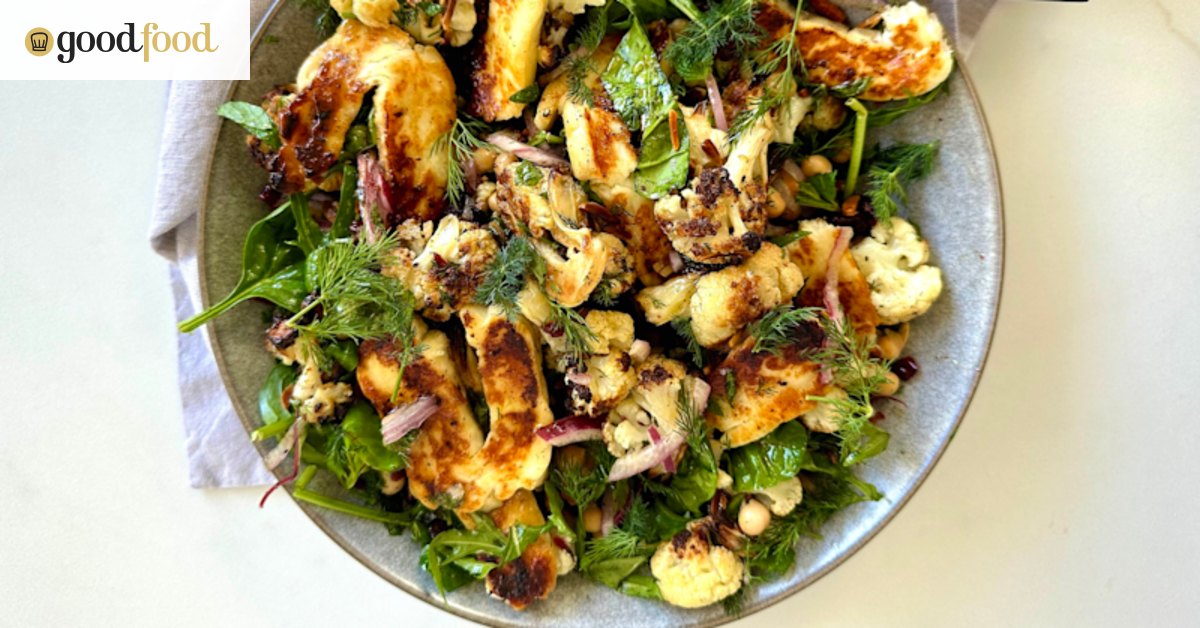 Sarah Pounds Salat mit geröstetem Blumenkohl, Kichererbsen und goldenem ...