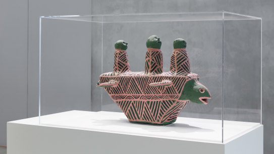 Installation view of John Patrick Kelantumama Jarakalani jantu (Turtle boat) 2001.