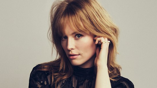 Freya Ridings leans on her dad, voice actor Richard Ridings, whenever she is struggling.