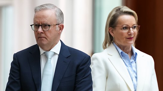 Há espaço para a unidade? O primeiro-ministro Anthony Albanese e o líder da oposição, Sussan Ley.