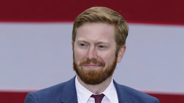 Конгрессмен Питер Мейер.
