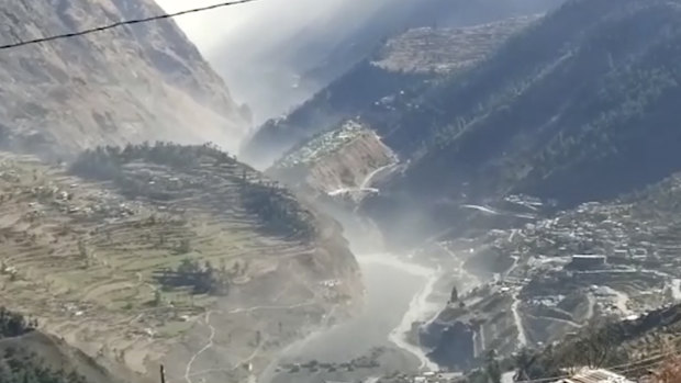 A massive flood of water, mud and debris flowing after a portion of Nanda Devi glacier broke off in Tapovan area of the northern state of Uttarakhand.