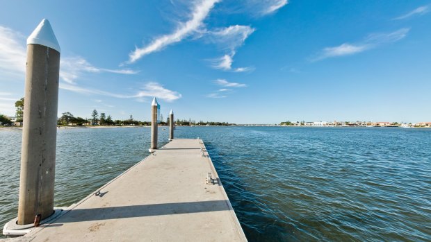 The injured man’s friends sought help at a Paradise Point dock.