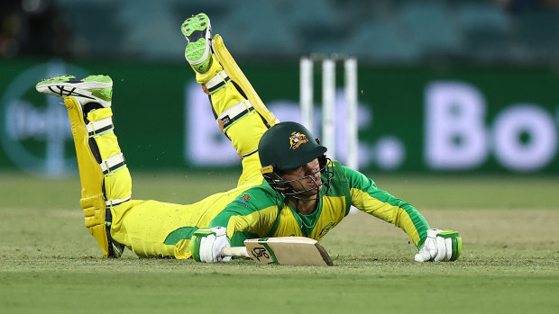 Australia lost a steady flow of wickets throughout the night.