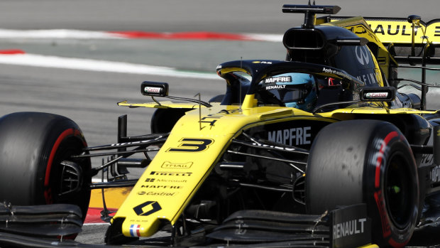 Daniel Ricciardo was off the pace as his poor start for Renault continues.